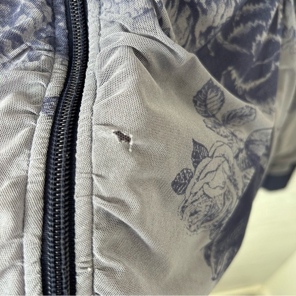 Lululemon Raja Reversible Jacket Night Market Floral - Picture 13 of 14